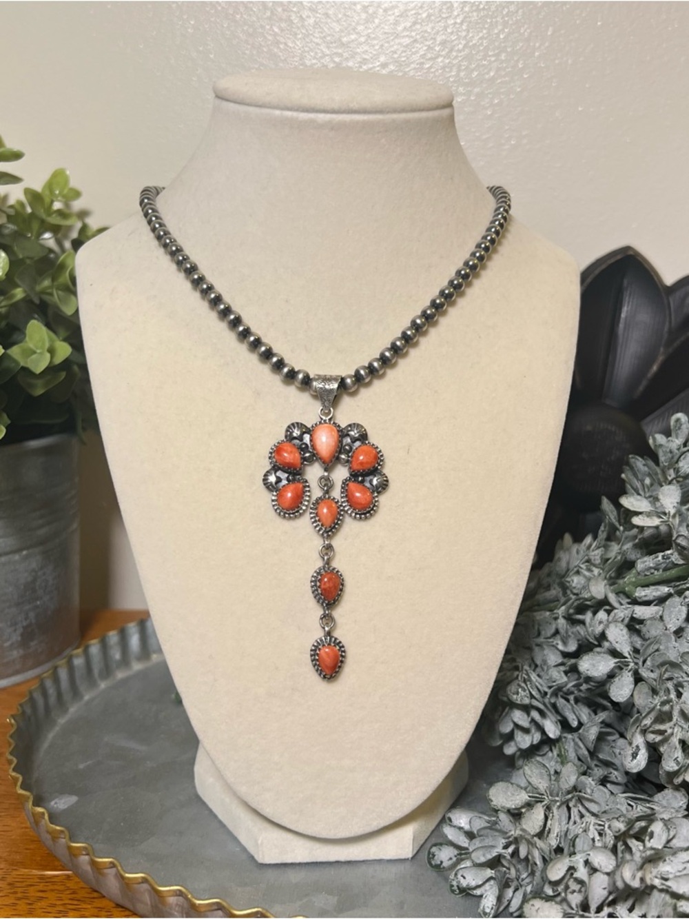 925 Sterling Silver Spiny Oyster Naja Pendant Dangle Statement